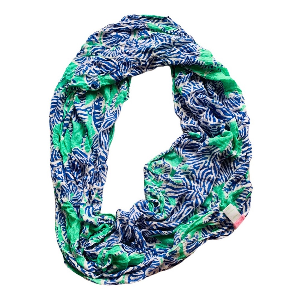 Lilly Pulitzer Blue Zebra 🦓 Turquoise Infinity Scarf - Picture 4 of 16
